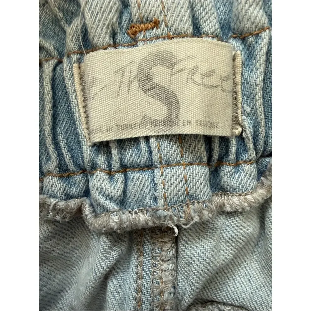Free People We The Free Powell Boyfriend Light Wash Pull On Boho Mom Jeans